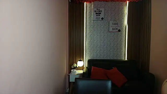 MoriahStorm online show from July 10, 2026, 1:00 pm