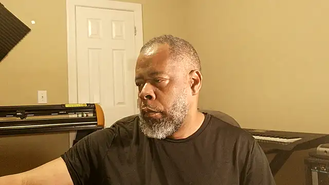 Cleozevo1961 online show from March 28, 2026, 11:00 am