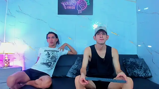 Spicy guys online show from March 2, 2026, 1:18 pm