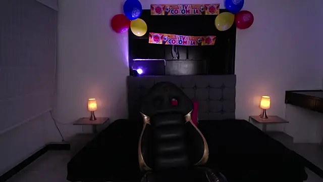 Snapshot of Sweett_liia_ chatting on July 8, 2026, 7:25 pm Sweett liia online show from July 8, 2026, 7:25 pm