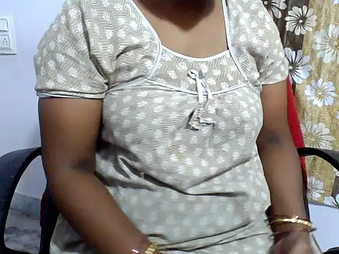 Snapshot of Angel_honeybear_143 chatting on June 15, 2026, 5:23 pm Angel honeybear 143 online show from June 15, 2026, 5:23 pm