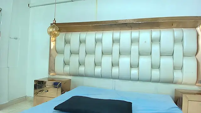 AzulMaveric online show from March 28, 2026, 5:14 pm