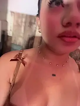 Dulce Sofi  online show from March 29, 2026, 9:49 pm