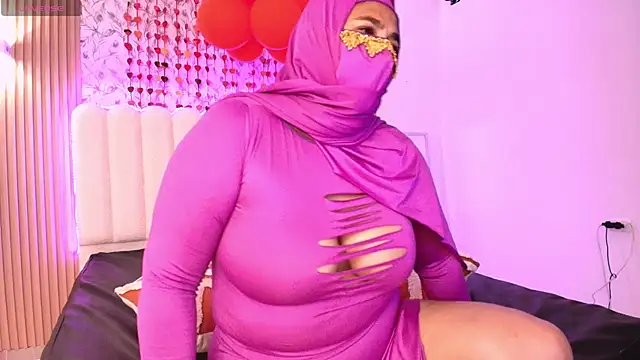 Nadia Privee online show from February 19, 2026, 6:38 pm