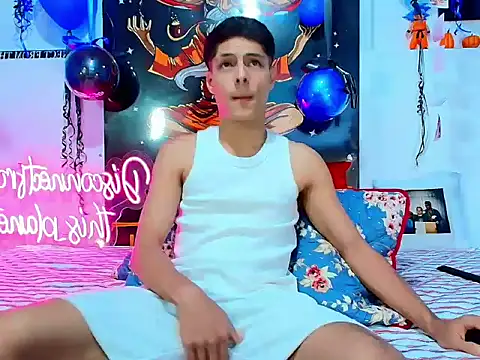 Snapshot of Eliassalvatore_ chatting on February 27, 2026, 8:52 pm Eliassalvatore online show from February 27, 2026, 8:52 pm