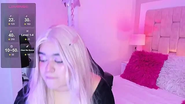 AnniJones online show from April 15, 2026, 3:01 am