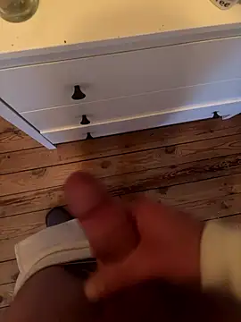 Crevette311 online show from January 10, 2026, 9:04 am