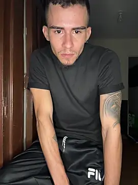 Snapshot of SharonTygaX chatting on February 22, 2026, 11:50 pm SharonTygaX online show from February 22, 2026, 11:50 pm