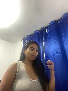 Snapshot of karla-hank chatting on February 23, 2026, 11:55 am karla-hank online show from February 23, 2026, 11:55 am