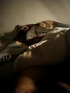 UcEng Lab online show from April 18, 2026, 8:09 pm