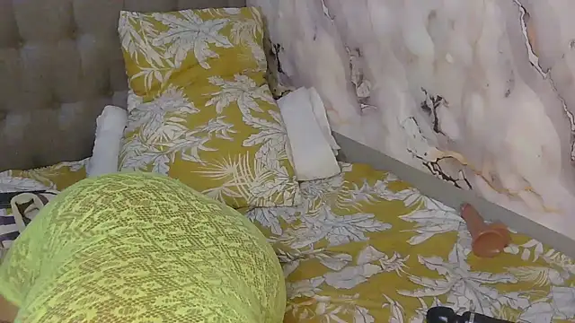 CaramelHotGirl online show from April 13, 2026, 11:09 pm