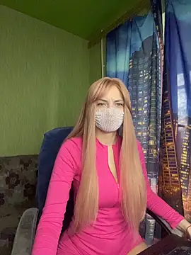 SophieBlackwood online show from April 7, 2026, 8:49 am