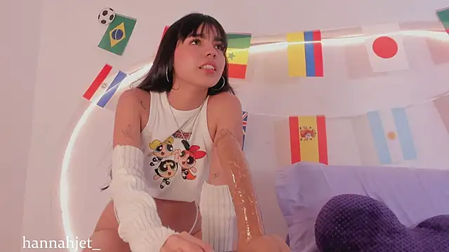 hannah jet online show from July 16, 2026, 7:22 pm