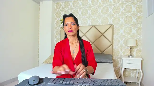 Snapshot of FernandaAvilax chatting on June 24, 2026, 2:32 am FernandaAvilax online show from June 24, 2026, 2:32 am