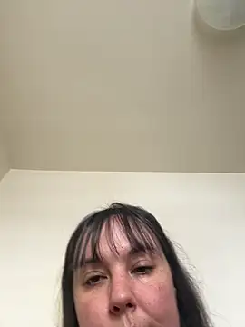 h oney4411 online show from February 23, 2026, 4:29 pm