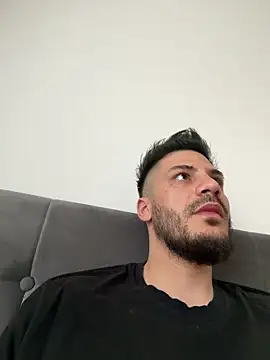 Snapshot of darkciupe chatting on March 26, 2026, 10:46 am darkciupe online show from March 26, 2026, 10:46 am