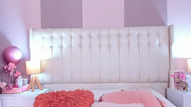 Reachel Smith online show from February 28, 2026, 11:32 am