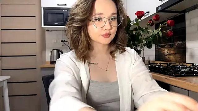 AinaSmith online show from March 15, 2026, 10:22 am