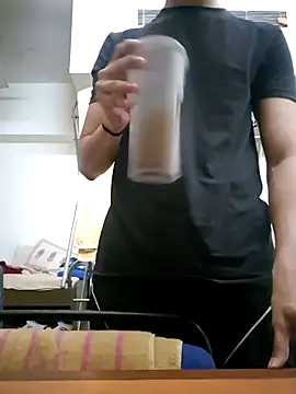 peanutbutteater online show from March 23, 2026, 2:39 pm