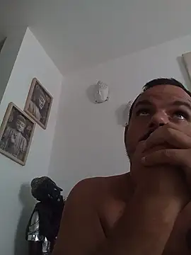 morenitoymorena online show from July 13, 2026, 9:41 am
