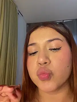 scarleth marquezz online show from April 11, 2026, 7:45 am