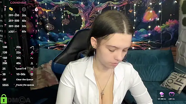 Snapshot of TanaMoonly chatting on February 23, 2026, 1:55 pm TanaMoonly online show from February 23, 2026, 1:55 pm