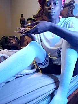 felineAphrodite online show from April 28, 2026, 11:31 pm