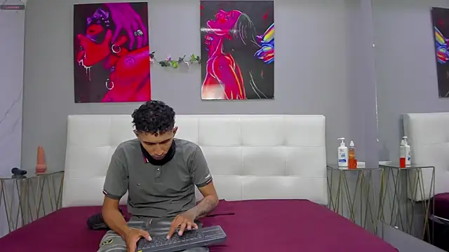 ahsly78Bryan online show from June 24, 2026, 7:55 pm