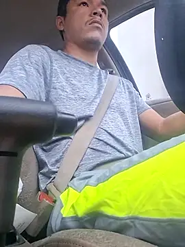 gueboloco2626 online show from March 6, 2026, 12:55 pm