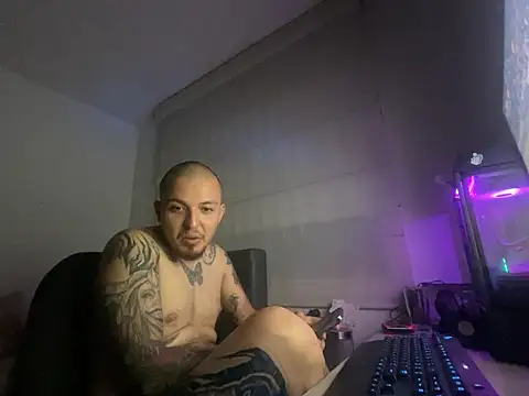 Maximo Garcia17 online show from February 22, 2026, 3:09 am