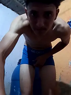 sexoduro 1 online show from February 26, 2026, 2:11 am