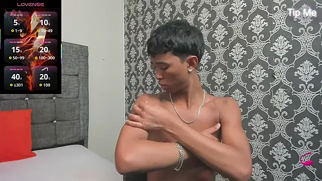 Little Twink19x online show from March 24, 2026, 7:03 pm