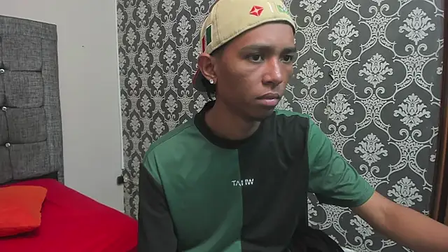 Little Twink19x online show from February 25, 2026, 7:14 pm