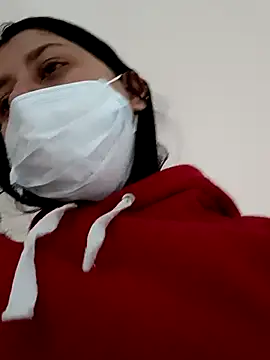 LunaDamasco online show from April 14, 2026, 6:46 pm