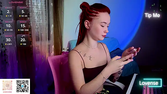 WendyCandy18 online show from April 17, 2026, 4:15 am