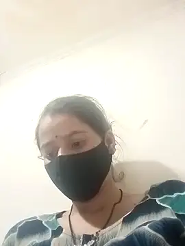 Snapshot of Vandana122 chatting on March 27, 2026, 4:19 pm Vandana122 online show from March 27, 2026, 4:19 pm