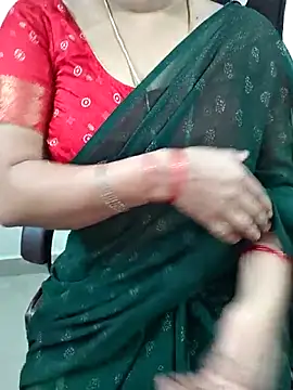 Snapshot of Vandana122 chatting on March 12, 2026, 11:25 am Vandana122 online show from March 12, 2026, 11:25 am