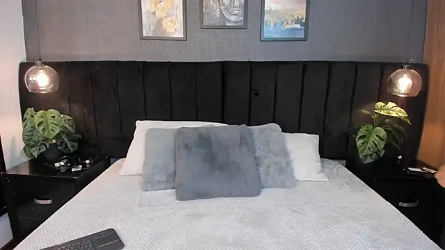 Snapshot of Bianca_Monroe_ chatting on July 7, 2026, 8:23 pm Bianca Monroe online show from July 7, 2026, 8:23 pm