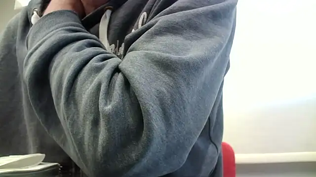 Snapshot of truble78 chatting on February 19, 2026, 2:14 pm truble78 online show from February 19, 2026, 2:14 pm