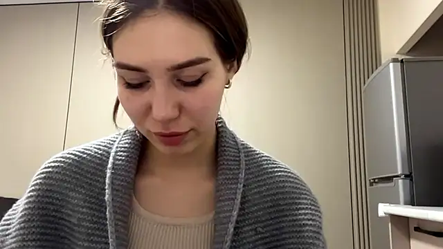 Snapshot of HypnoticEyeys chatting on February 21, 2026, 5:26 pm HypnoticEyeys online show from February 21, 2026, 5:26 pm