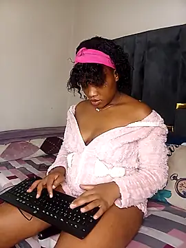 Divine Beautyxx online show from March 17, 2026, 2:31 pm