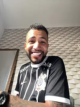 rolanelassss online show from February 19, 2026, 6:16 pm