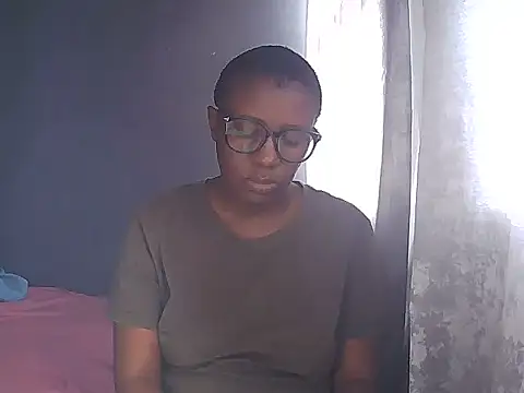 Snapshot of BossynBeautiful chatting on February 22, 2026, 5:54 am BossynBeautiful online show from February 22, 2026, 5:54 am