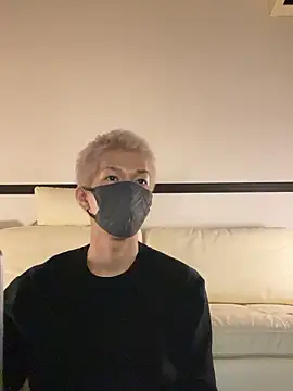 Yumemiru-k online show from April 24, 2026, 2:19 pm