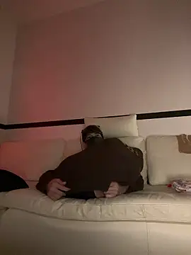 Yumemiru-k online show from March 21, 2026, 8:24 pm