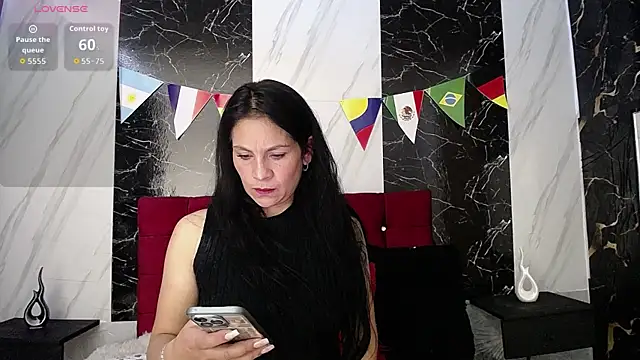 SofiaMoreno  online show from June 23, 2026, 5:11 pm