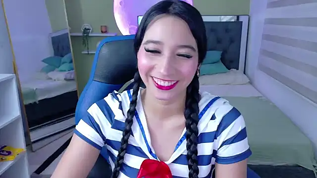 ivvoncute online show from June 12, 2026, 1:14 am