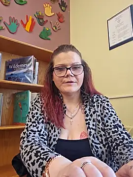 Snapshot of Sexymilf6992 chatting on May 16, 2026, 6:29 pm Sexymilf6992 online show from May 16, 2026, 6:29 pm