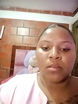 Snapshot of Valentina_belmont chatting on March 1, 2026, 2:33 am Valentina belmont online show from March 1, 2026, 2:33 am