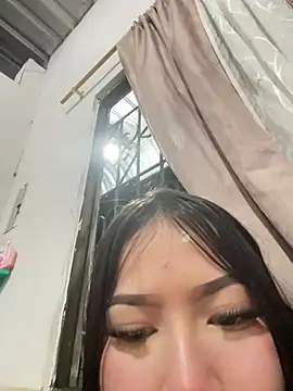 Snapshot of gatinholl chatting on March 15, 2026, 12:39 am gatinholl online show from March 15, 2026, 12:39 am